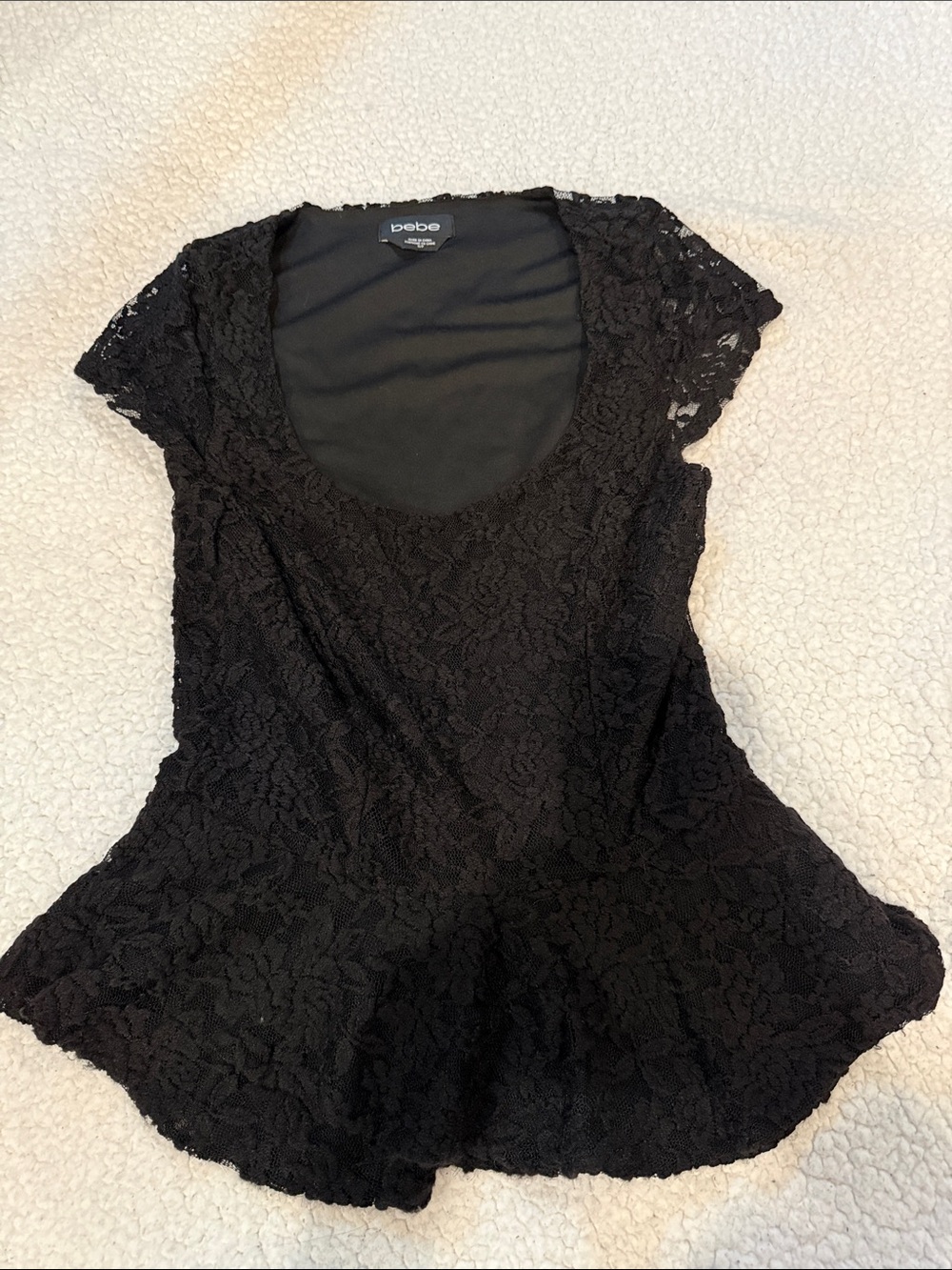 bebe Black Floral Lace Peplum Short Sleeve Top